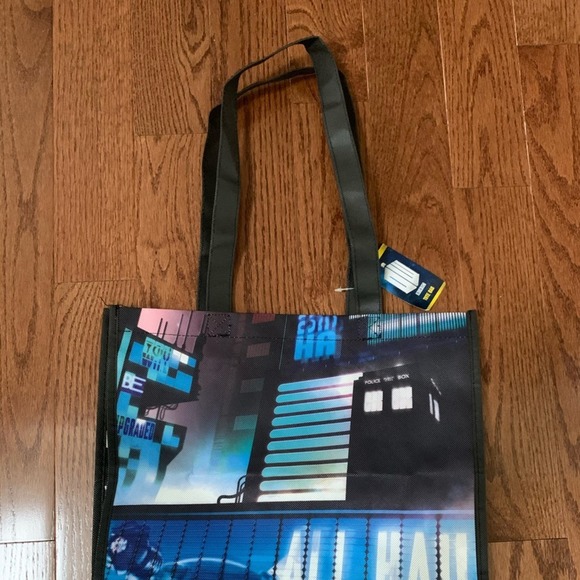 NEW Doctor Who Large Bag Tokyo TARDIS Shopping Tote Bag Dr - Picture 2 of 6